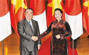 Thủ tướng Nguyễn Xuân Phúc tiếp; Chủ tịch QH Nguyễn Thị Kim Ngân đón, hội đàm với Chủ tịch Hạ viện Nhật Bản Ô.Ta-đa-mô-ri